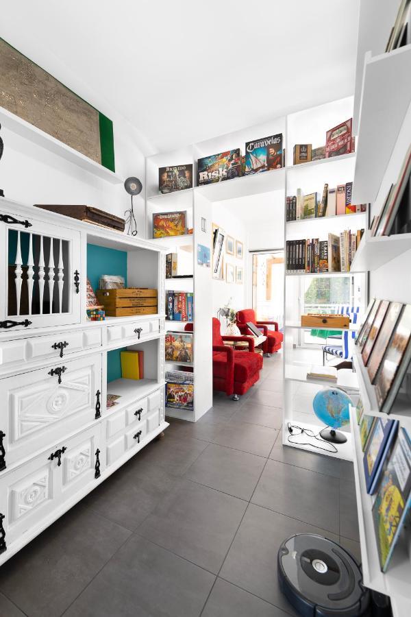Hostel Insua *